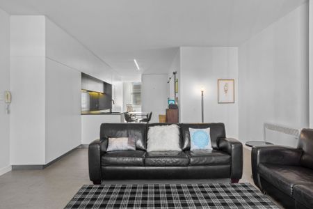 2 Yorktown Square, Launceston - Photo 2