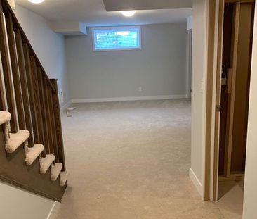 For Lease - 1103 Thompson Drive, Oshawa, Ontario - Photo 2