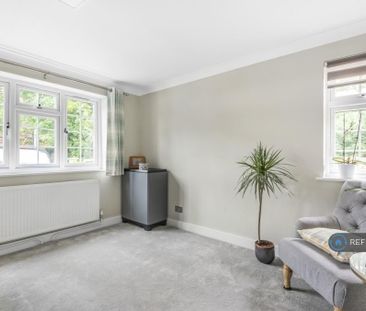 1 bedroom semi-detached house to rent - Photo 4