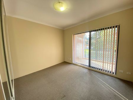 2 Bedroom Unit In Prime Location! - Photo 4