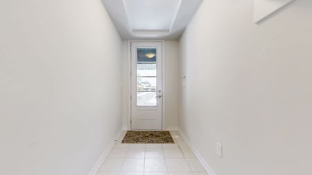 For Lease - 5919 Saigon Street, Mississauga, Ontario - Photo 3