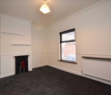 2 bedroom detached house to rent - Photo 2