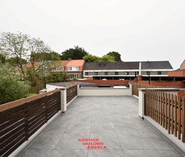 Gerenoveerde woning met garage en terras - Foto 3