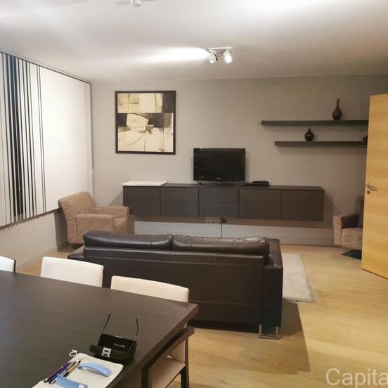 Appartement te huur - foto 1