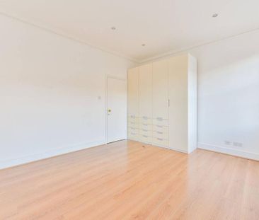 4 bedroom terraced house to rent - Photo 1