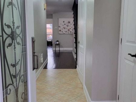 For Lease - 47 Malabar Crescent Unit# upper, Brampton, Ontario - Photo 5