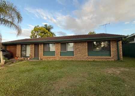 84 Collingwood Drive - Photo 3