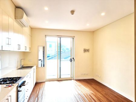 NEAR NEW STUDIO APARTMENT - Photo 2