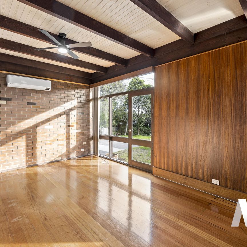 8 Shalimar Court, Vermont South VIC 3133 - House For Rent | Domain - Photo 1