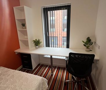 3 Bed Flat, London Road, LE2 - Photo 2