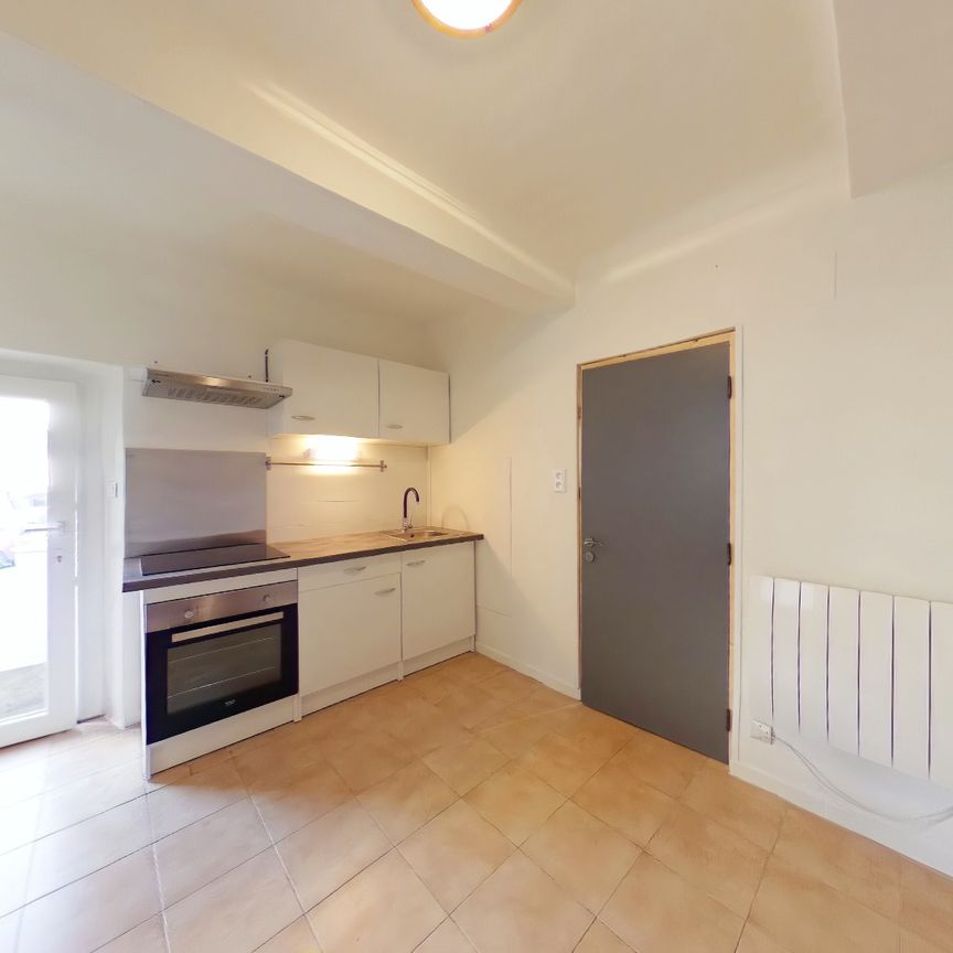 Location Appartement 1 pièce 22m² CARCES 83570 - Photo 1