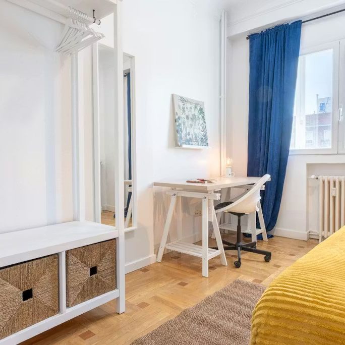 Calle del Doctor Esquerdo, Madrid, Community of Madrid 28028 - Photo 1