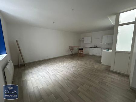 Location Appartement 3 pièces 74m² LILLE 59000 - Photo 3