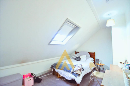 6 bedroom terraced house to rent - Photo 4