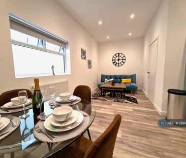 2 bedroom maisonette to rent - Photo 1