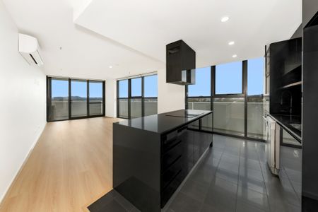 Stunning Executive Style Apartment - Photo 5