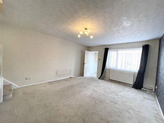 Swithin Drive, Fenpark, Stoke-On-Trent - Photo 1