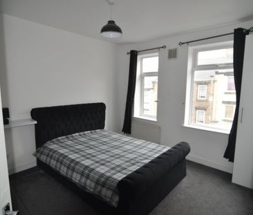 2 bed Terraced - To Let - Photo 1