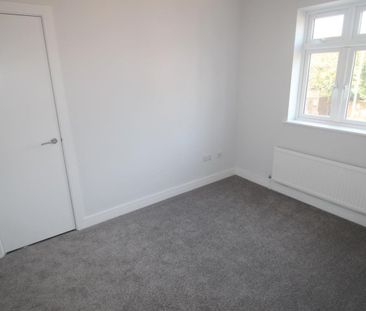 King Edward Avenue Worthing West Sussex - Photo 6