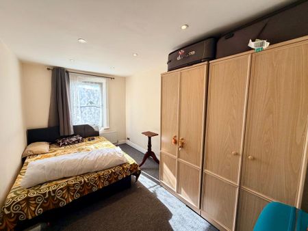 2 bedroom semi-detached house to rent - Photo 3