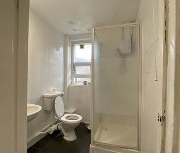 Studio Flat, Beech House Road, CR0 - Photo 4