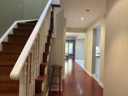 For Lease - 62 Wetherby Circle, Markham, Ontario - Photo 2