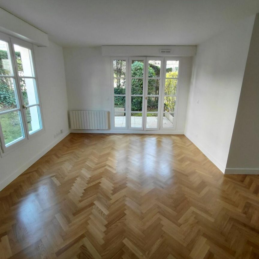 location Appartement T3 DE 73.7m² À VERSAILLES - Photo 1