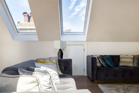 2 bedroom penthouse to rent - Photo 3