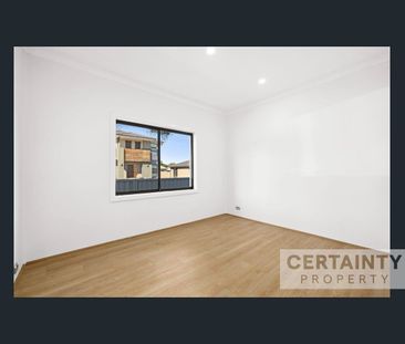 Brand new, distinctive two-level Home for Rent - Photo 5