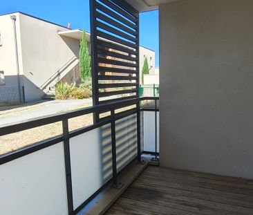 Location Appartement 2 pièces 42m² AUCAMVILLE 31140 - Photo 2