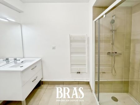 Location Appartement 3 pièces 65m² ST NAZAIRE 44600 - Photo 4
