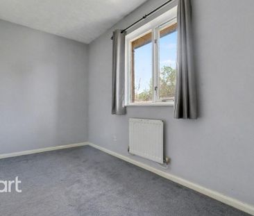 2 bedroom semi-detached house to rent - Photo 5