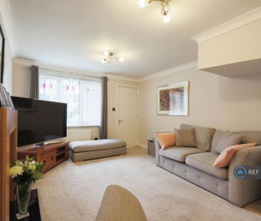 2 bedroom semi-detached house to rent - Photo 1