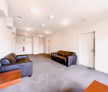 255 Cardigan Street, Melbourne - Photo 3