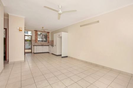 Freshly Painted Unit in Prime Nightcliff Location! - Photo 3