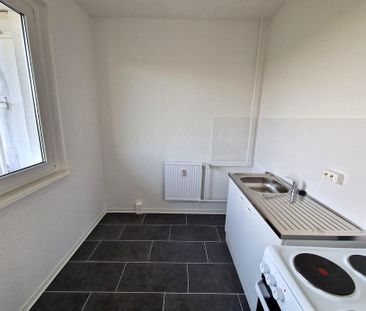 Ab dem 20.12.2025 - wir renovieren Ihre neue 2-Zimmer-Wohnung mit B... - Photo 1