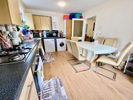 Bournemouth Beverley Hall 18 Manor Road, BH1, Dorset - Photo 2