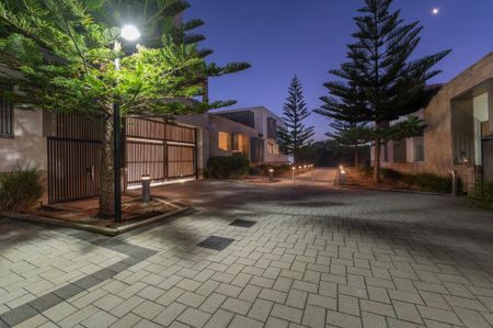 2/23 Ocean Drive, North Coogee - Photo 3