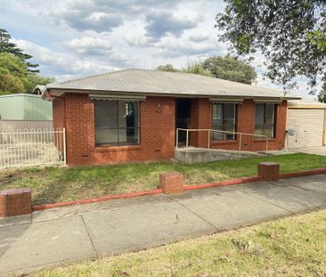 1/4 Barney Street North Bendigo VIC - Photo 6