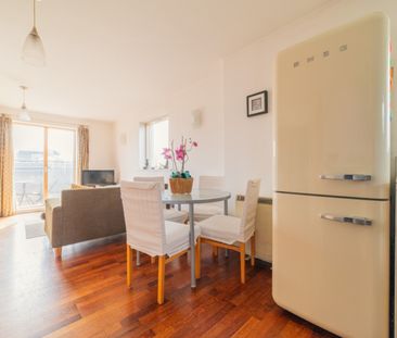 Henke Court, Cardiff Bay, Cardiff, Cardiff, CF10 - Photo 2