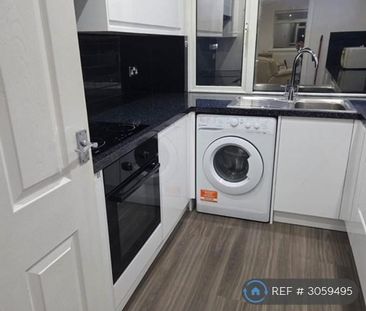 2 bedroom maisonette to rent - Photo 6