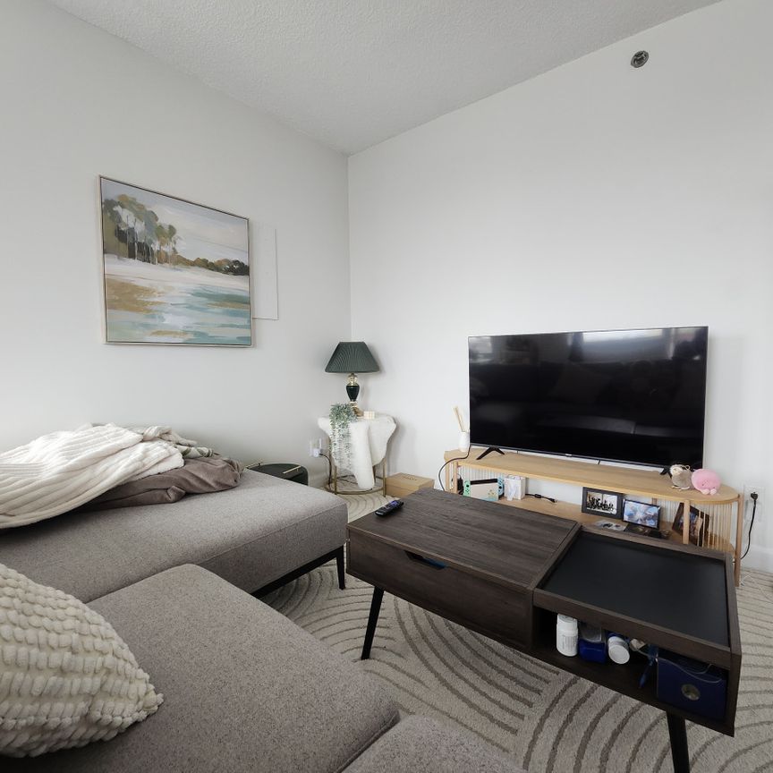 550 Jean d'Estrée, #1106 - Photo 1