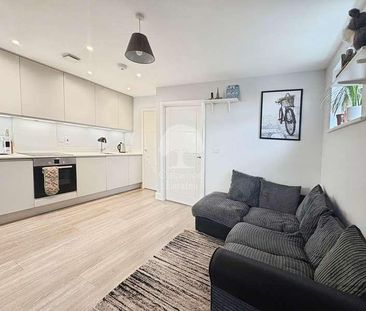 South Road, Maidenhead, SL6 - Photo 3