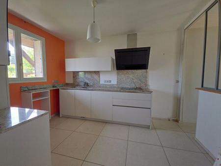 Location Maison 6 pièces 128m² - Photo 3