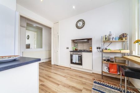 Room in a Shared Flat, King Edwards Mansions, SW6 - Photo 4