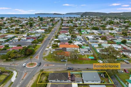 Immaculate cabin in Top location - Photo 5