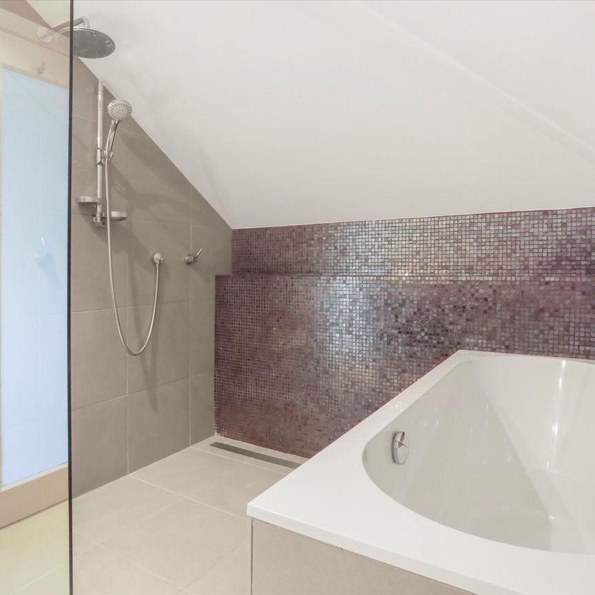 59 Ernest St, Crows Nest NSW 2065 - House For Rent | Domain - Photo 1