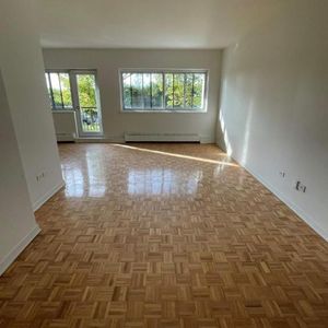 2 CH - 1 SDB - St-Laurent - $1,695 /mo - Photo 2