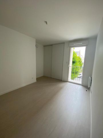 Location Appartement 2 pièces 41m² TOURS 37000 - Photo 2
