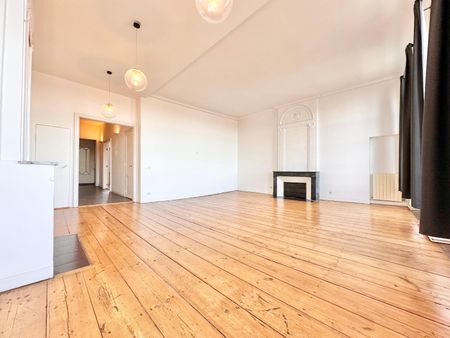 Location Appartement 6 pièces 207m² BORDEAUX 33000 - Photo 2